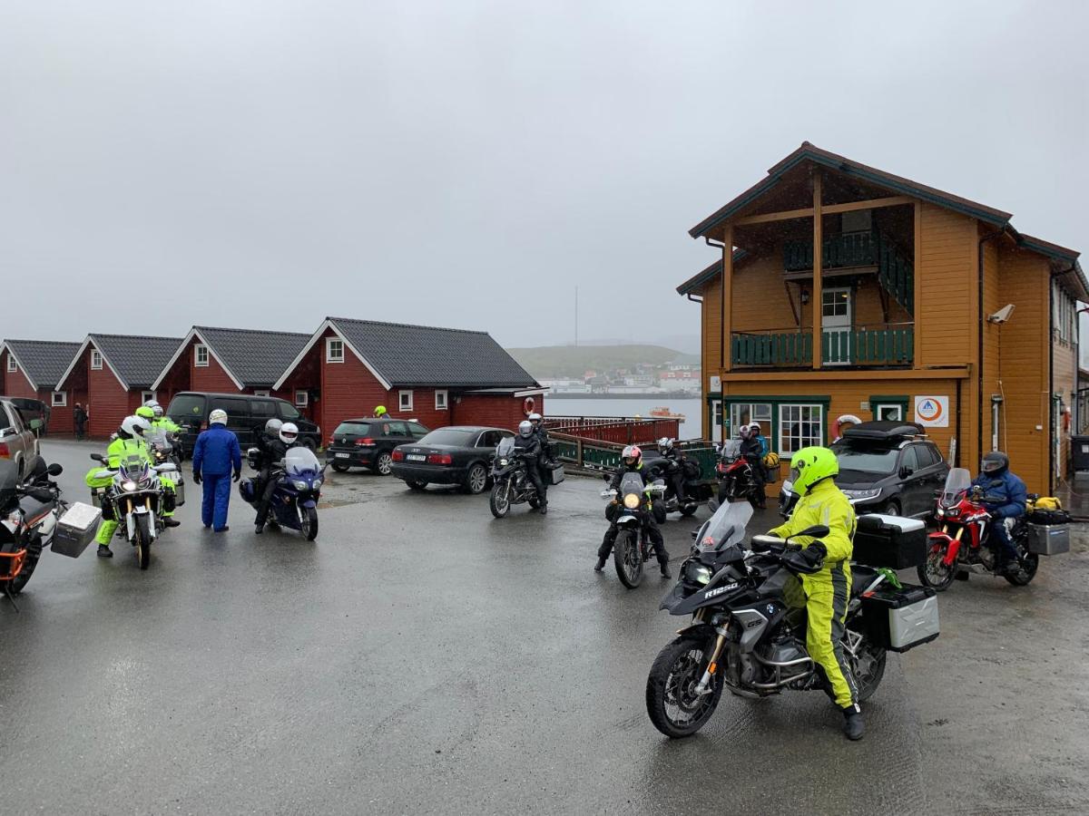 Adventure Camp Mehamn Hotel Exterior foto